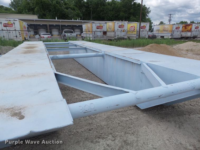 image for item DD7200 Pontoon barge