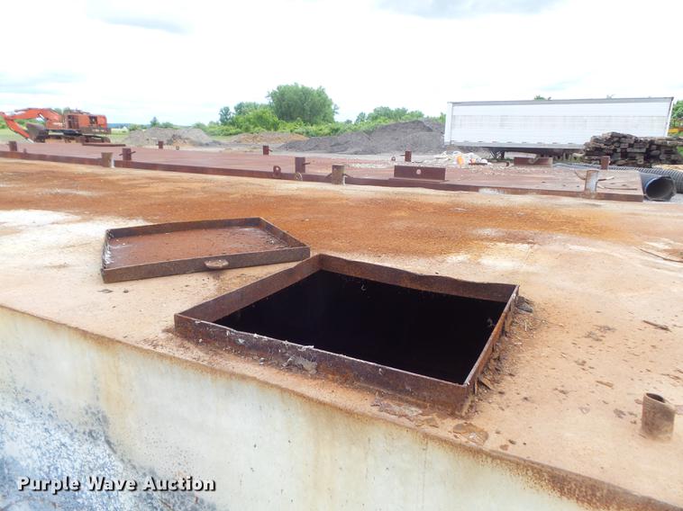 image for item DD7201 Flat deck barge