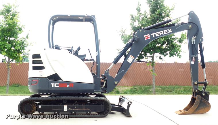 image for item DD7217 2016 Terex TC35-2R mini excavator