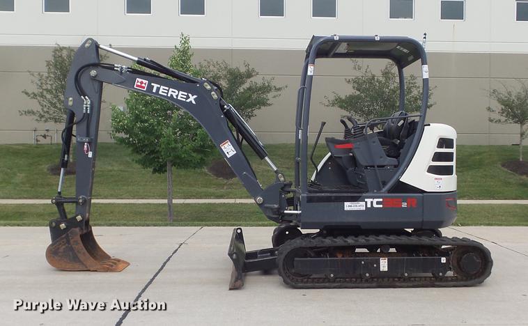 image for item DD7217 2016 Terex TC35-2R mini excavator