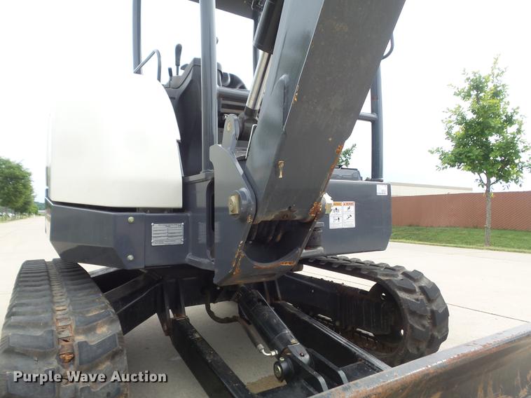 image for item DD7217 2016 Terex TC35-2R mini excavator