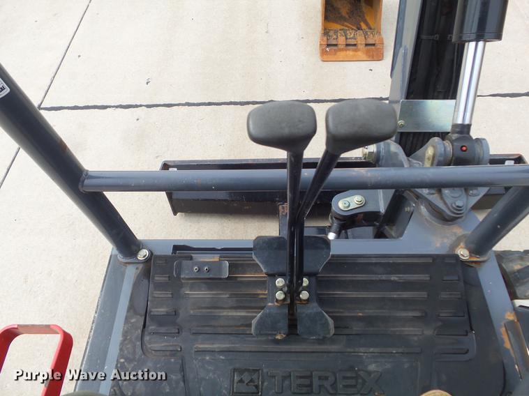 image for item DD7217 2016 Terex TC35-2R mini excavator