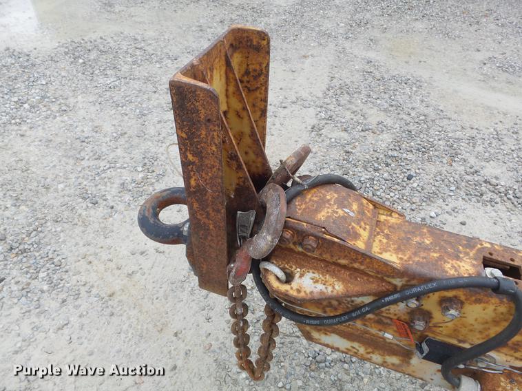 image for item DD7220 1984 Butler LT1418H tilt deck equipment trailer