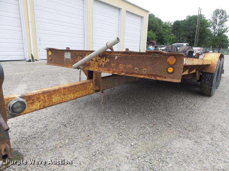image for item DD7220 1984 Butler LT1418H tilt deck equipment trailer