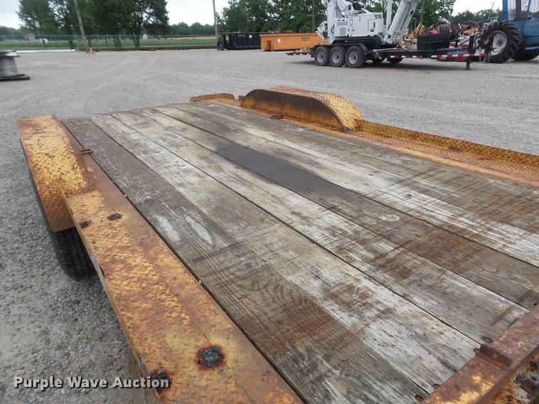 image for item DD7220 1984 Butler LT1418H tilt deck equipment trailer