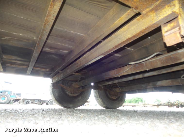 image for item DD7220 1984 Butler LT1418H tilt deck equipment trailer