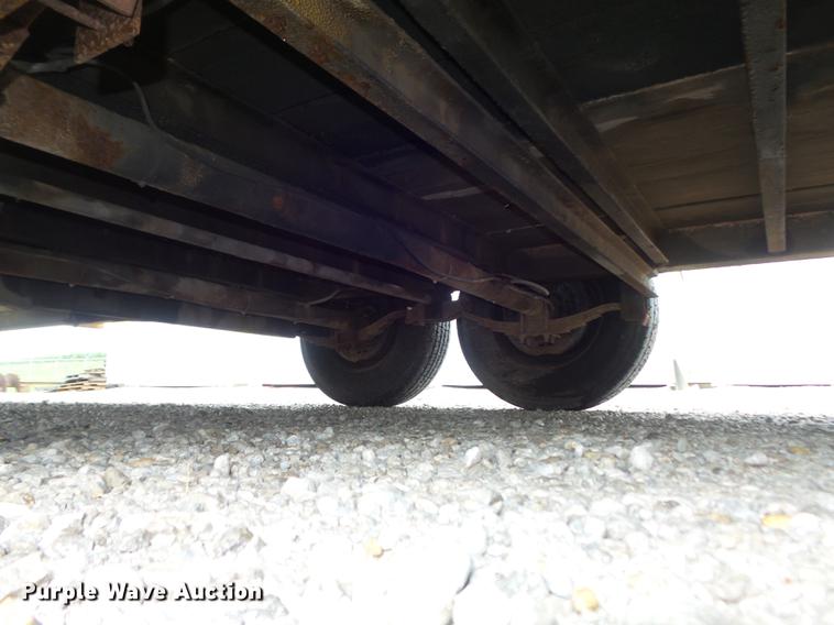 image for item DD7220 1984 Butler LT1418H tilt deck equipment trailer