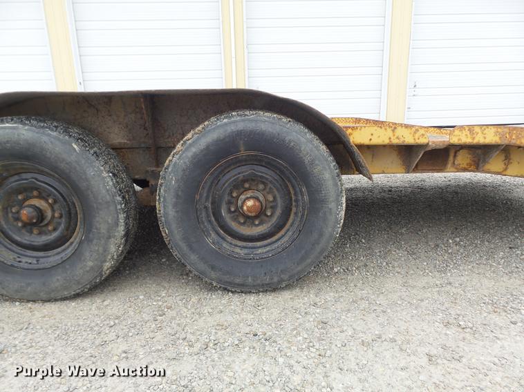 image for item DD7220 1984 Butler LT1418H tilt deck equipment trailer