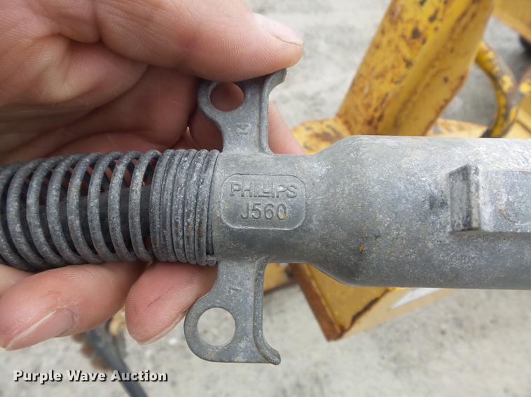 image for item DD7221 1980 Butler LT-1014 tilt deck utility trailer