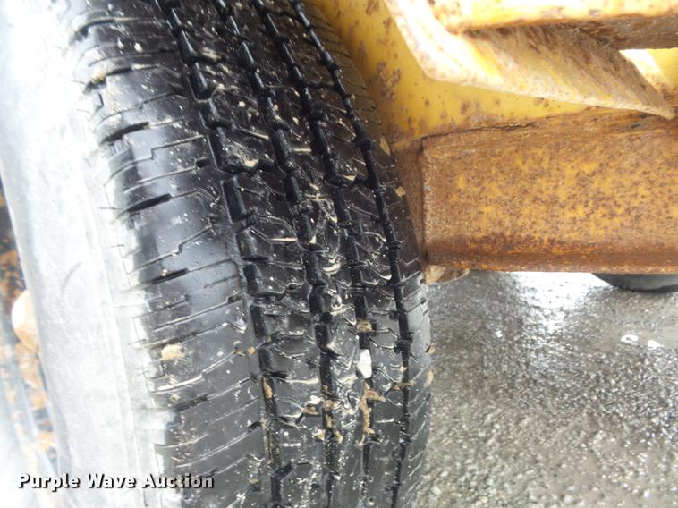 image for item DD7221 1980 Butler LT-1014 tilt deck utility trailer