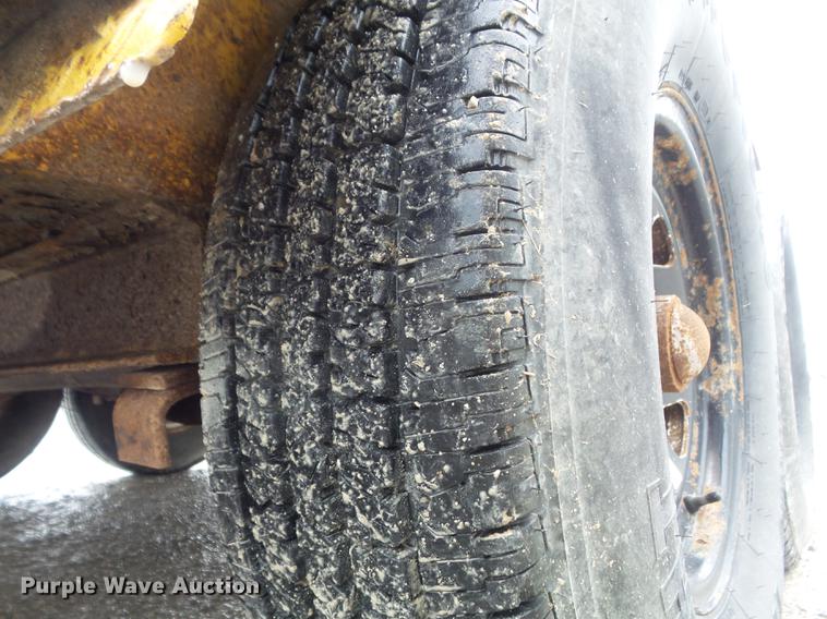 image for item DD7221 1980 Butler LT-1014 tilt deck utility trailer