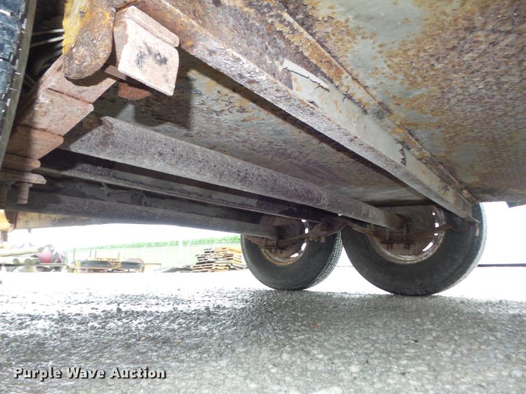 image for item DD7221 1980 Butler LT-1014 tilt deck utility trailer