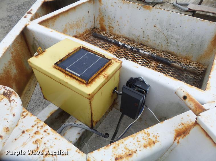 image for item DD7223 1976 Ditch Witch T12 equipment trailer