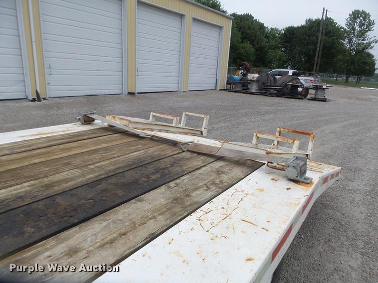 image for item DD7223 1976 Ditch Witch T12 equipment trailer