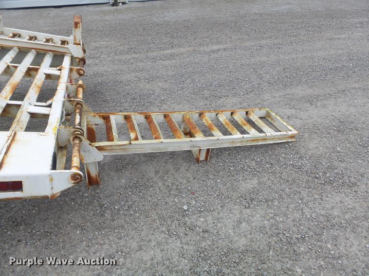 image for item DD7223 1976 Ditch Witch T12 equipment trailer