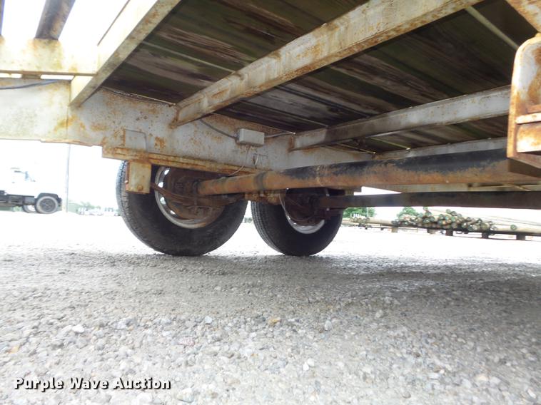 image for item DD7223 1976 Ditch Witch T12 equipment trailer