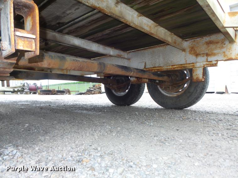 image for item DD7223 1976 Ditch Witch T12 equipment trailer