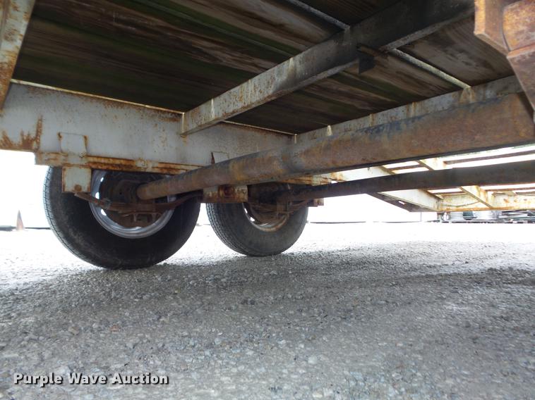 image for item DD7223 1976 Ditch Witch T12 equipment trailer