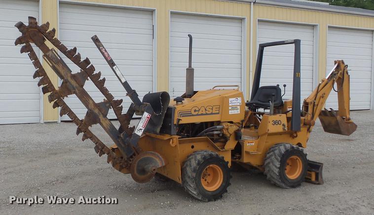 image for item DD7226 1997 Case 360 trencher