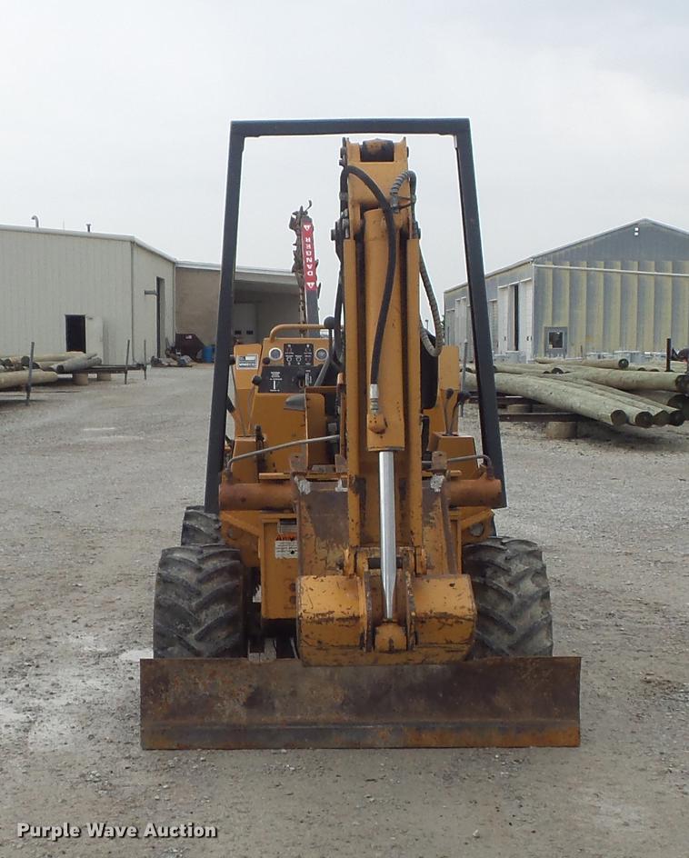 image for item DD7226 1997 Case 360 trencher