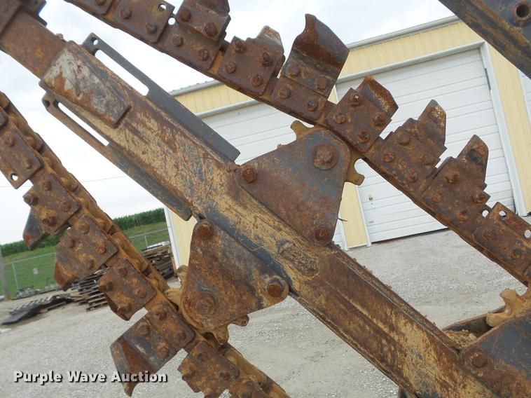 image for item DD7226 1997 Case 360 trencher