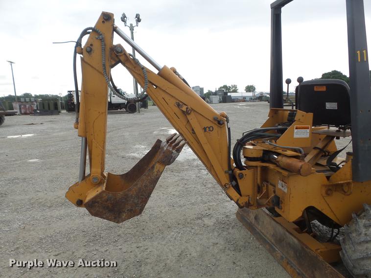 image for item DD7226 1997 Case 360 trencher