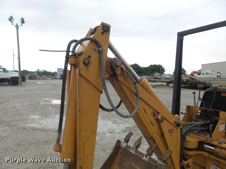 image for item DD7226 1997 Case 360 trencher