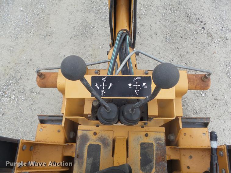 image for item DD7226 1997 Case 360 trencher