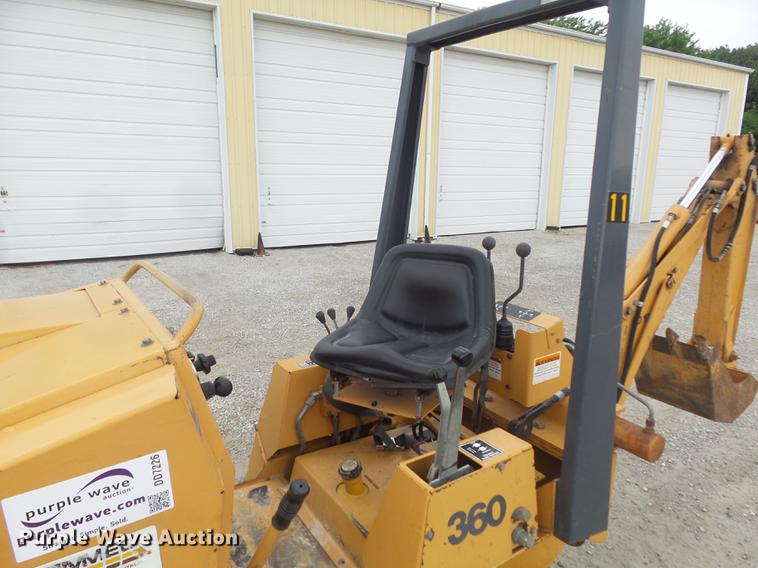 image for item DD7226 1997 Case 360 trencher
