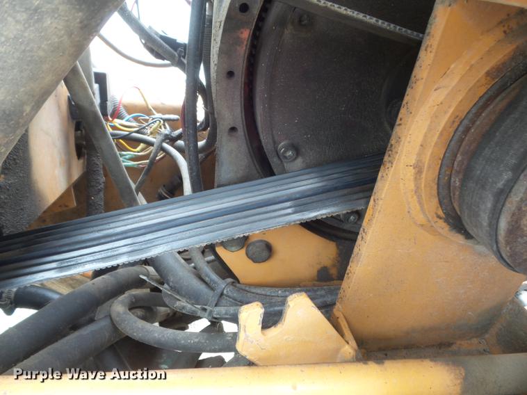 image for item DD7226 1997 Case 360 trencher