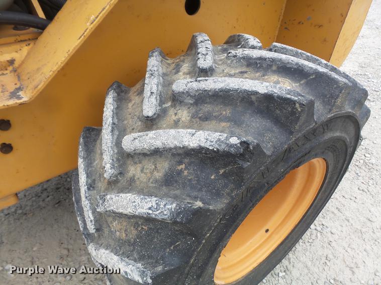 image for item DD7226 1997 Case 360 trencher