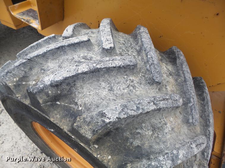 image for item DD7226 1997 Case 360 trencher