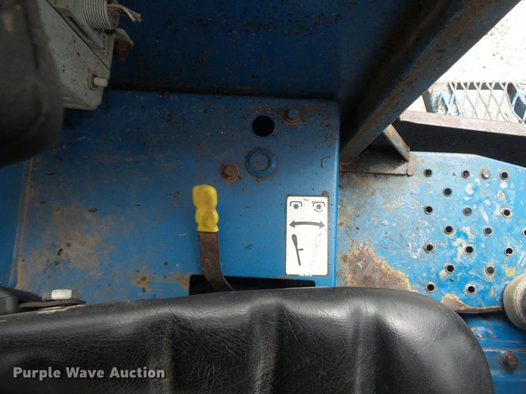 image for item DD7227 1994 Ford 7740 MFWD tractor