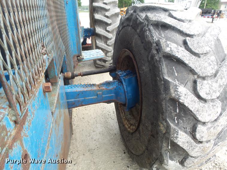 image for item DD7227 1994 Ford 7740 MFWD tractor