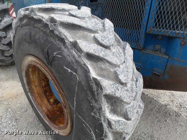 image for item DD7227 1994 Ford 7740 MFWD tractor