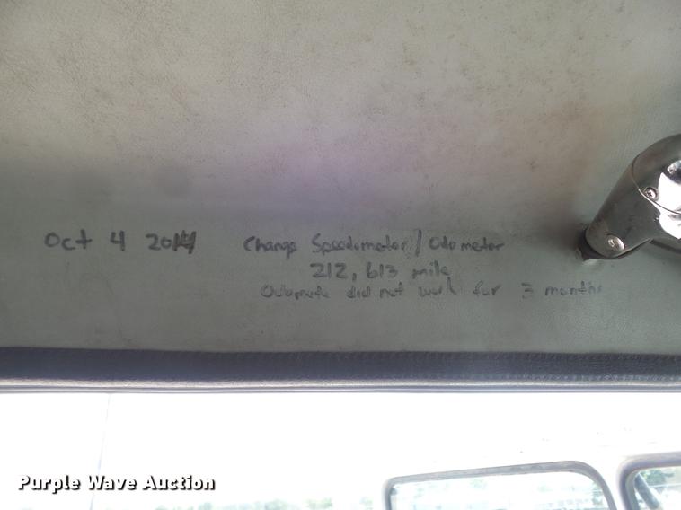 image for item DD7228 2001 Freightliner FL70 bucket truck