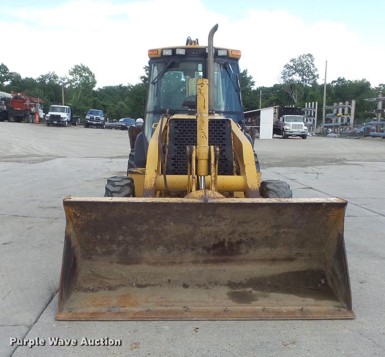 image for item DD7248 2000 John Deere 310SE backhoe