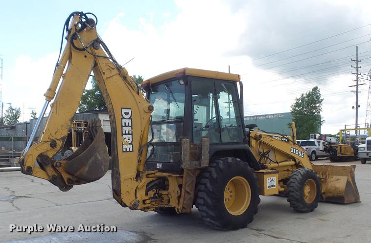 image for item DD7248 2000 John Deere 310SE backhoe