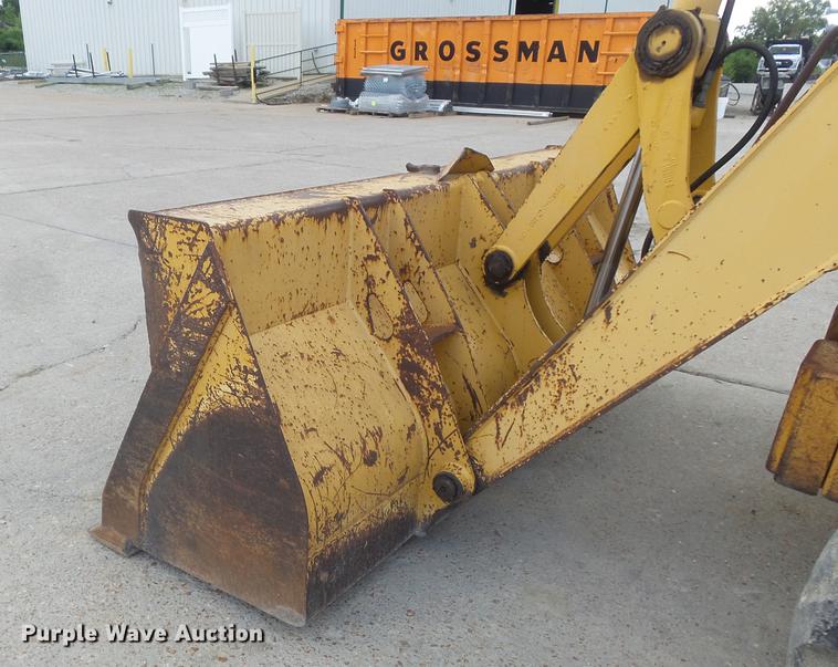 image for item DD7248 2000 John Deere 310SE backhoe