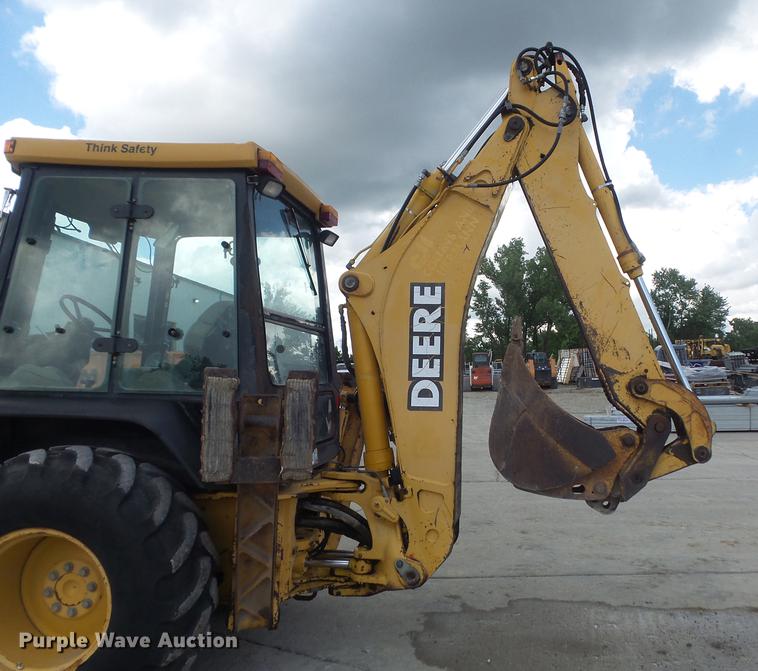image for item DD7248 2000 John Deere 310SE backhoe