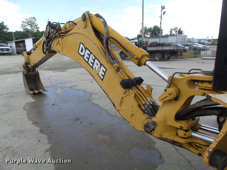 image for item DD7248 2000 John Deere 310SE backhoe