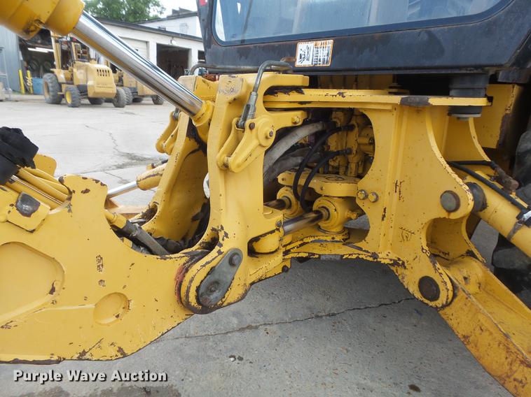 image for item DD7248 2000 John Deere 310SE backhoe