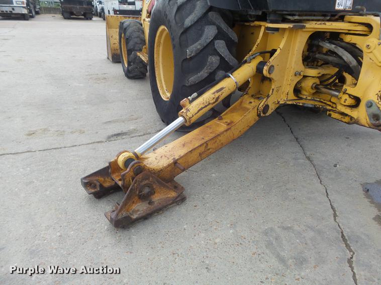 image for item DD7248 2000 John Deere 310SE backhoe