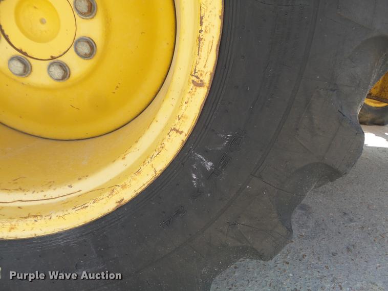 image for item DD7248 2000 John Deere 310SE backhoe