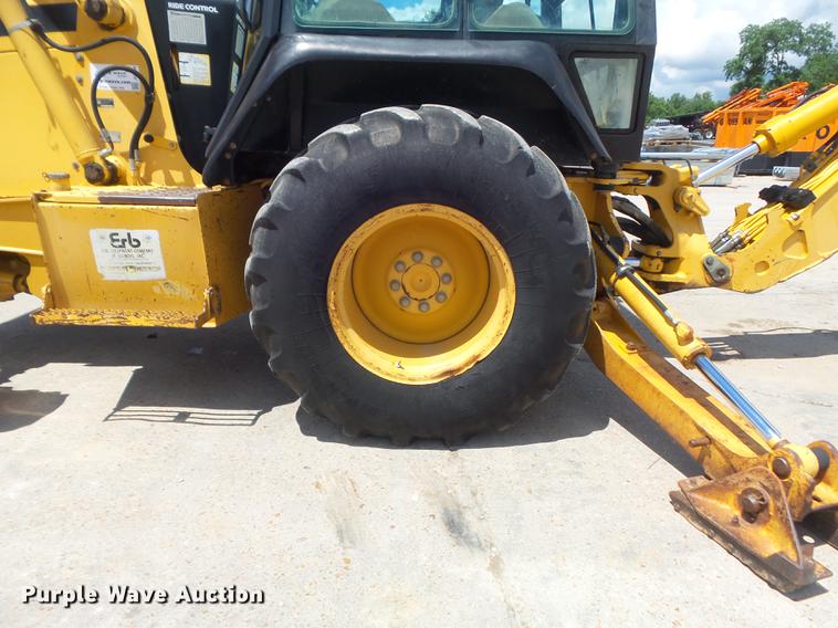 image for item DD7248 2000 John Deere 310SE backhoe