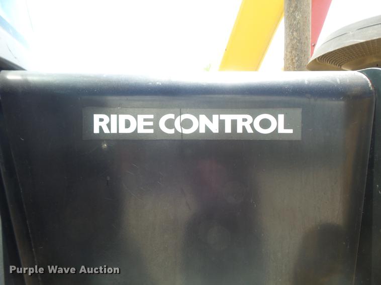 image for item DD7248 2000 John Deere 310SE backhoe