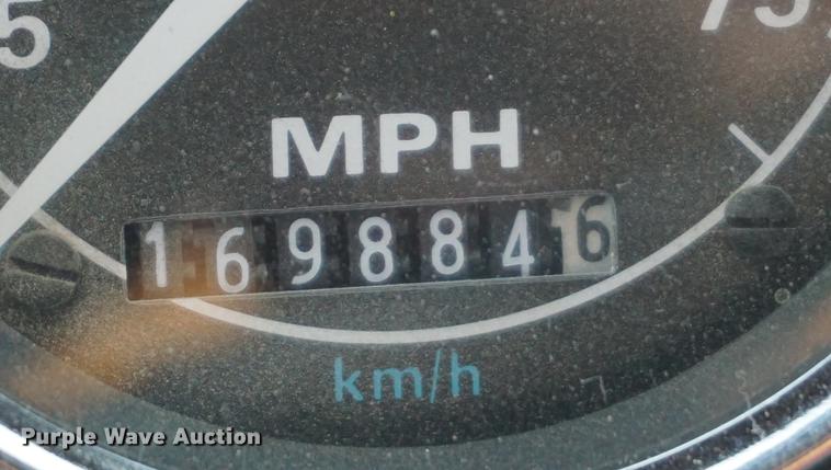 image for item DD7721 1990 Ford LT8000 water truck