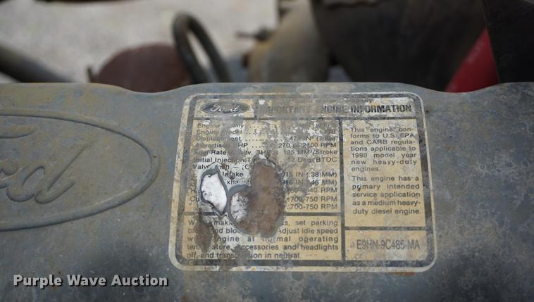 image for item DD7721 1990 Ford LT8000 water truck