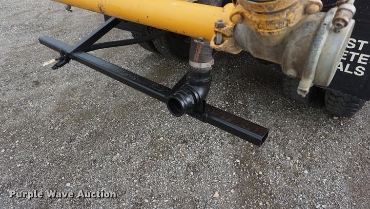 image for item DD7721 1990 Ford LT8000 water truck