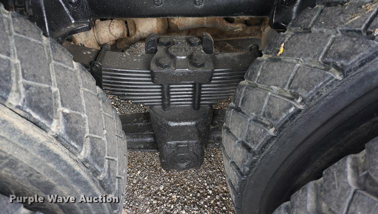 image for item DD7721 1990 Ford LT8000 water truck